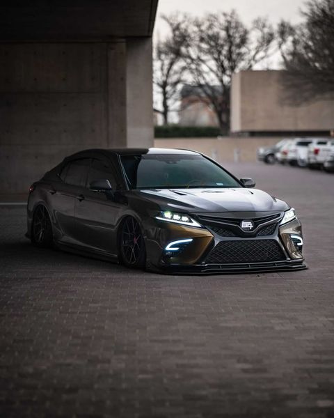 2018 Toyota Camry SE Front lip