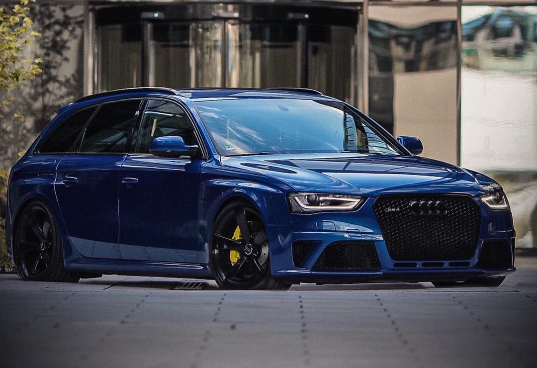 2016 Audi RS4 On Air suspension 