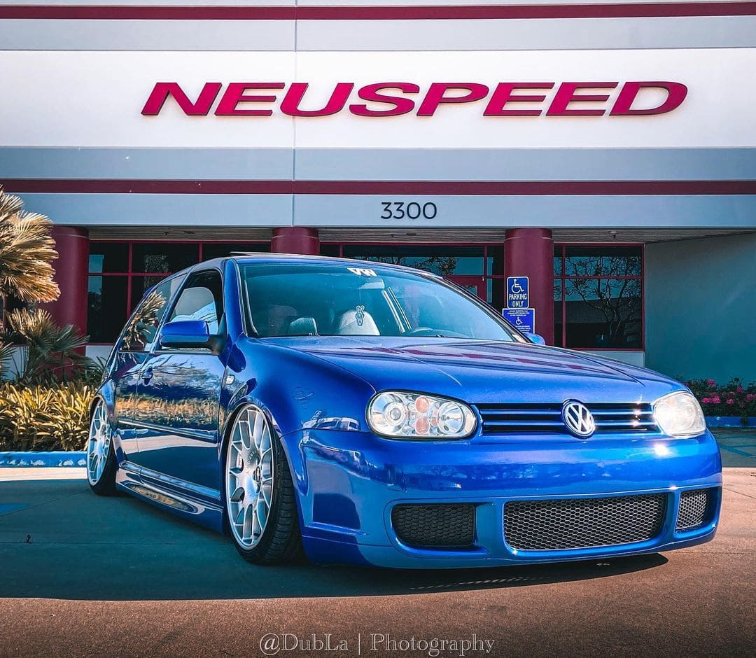 2004 Volkswagen R32