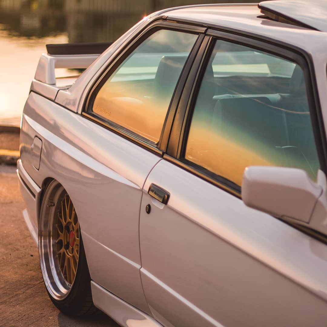 BMW E30 M3 On Air suspension 