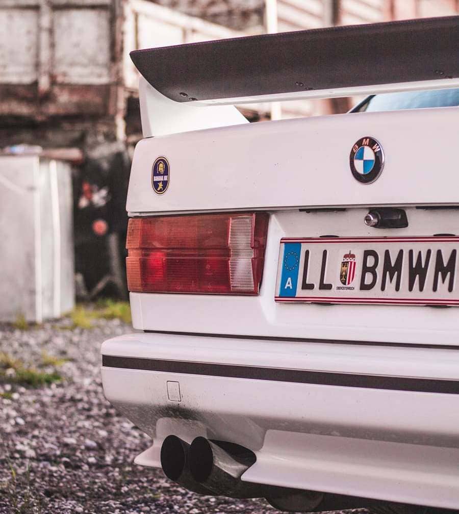 BMW E30 M3 Rear End