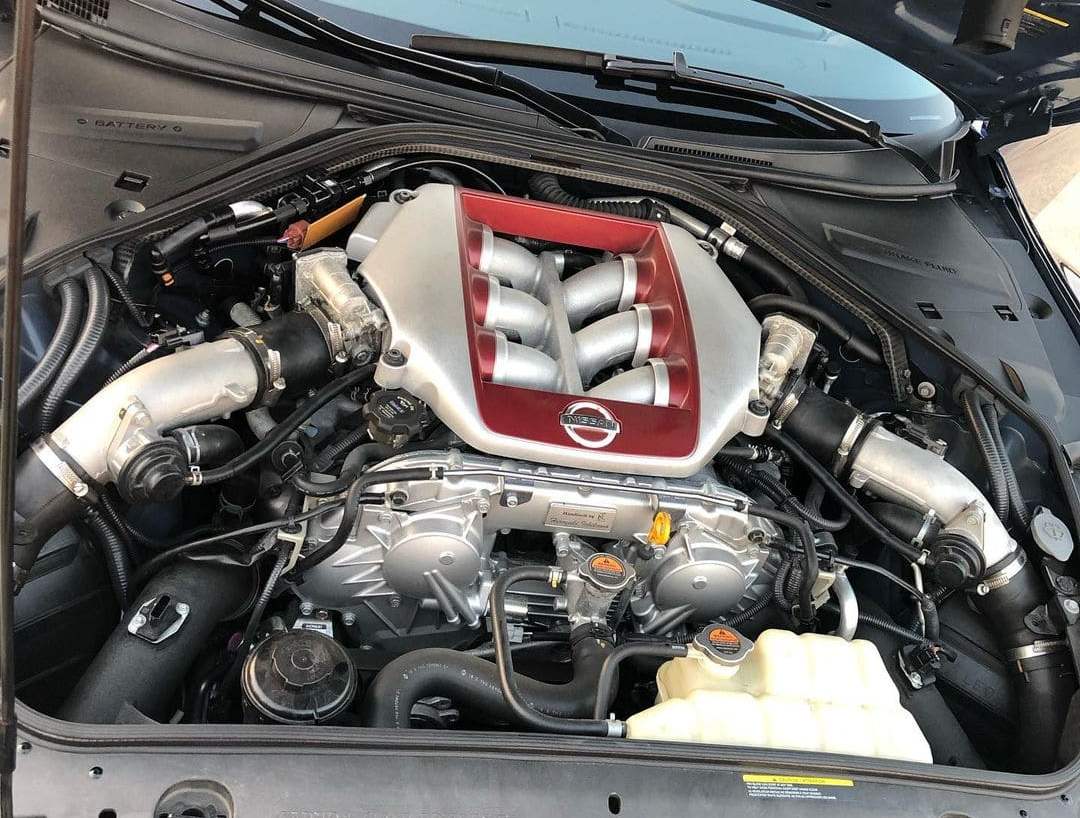 Nissan Skyline GT-R R35 Engine bay