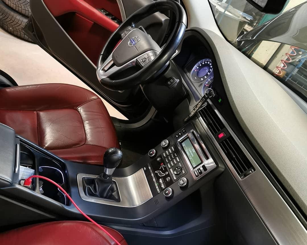 Volvo V70 Interior