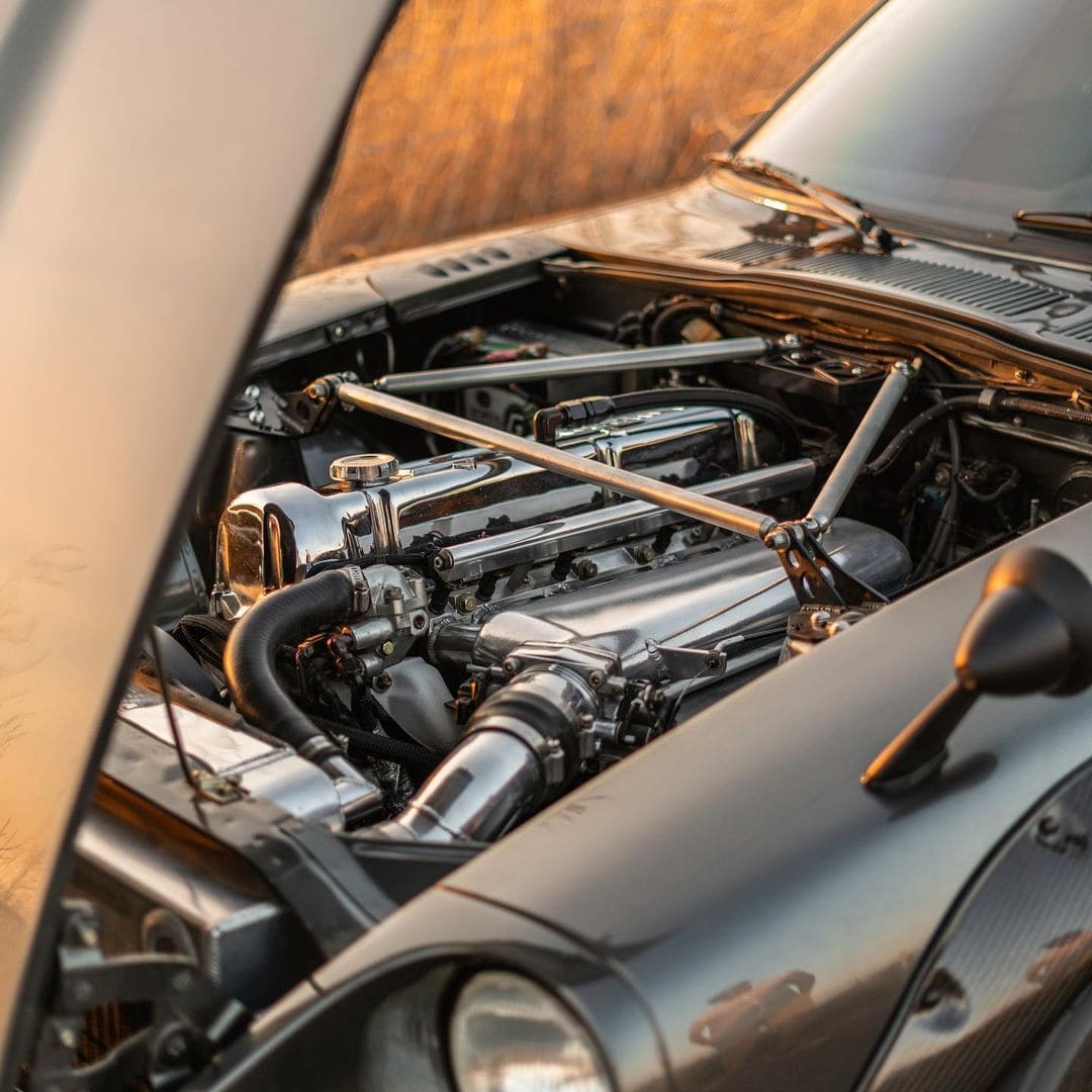 1972 Datsun 240Z Engine bay