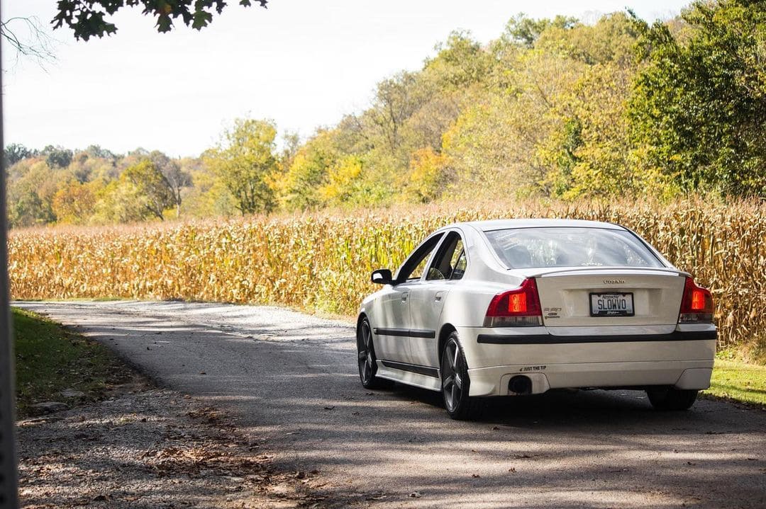 Volvo S60 Wing