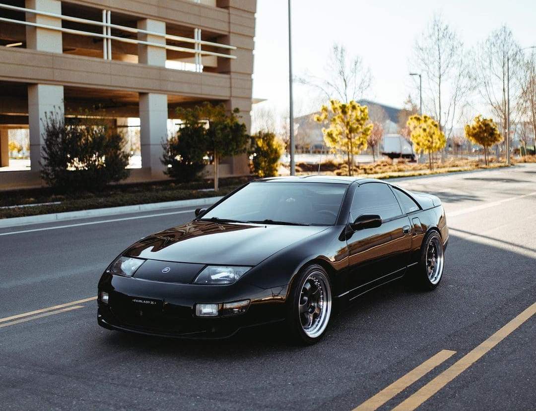 Nissan 300ZX With Rims