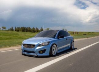 Tyler Adsit’s 2012 Volvo C30 T5 R-Design Tyler Adsit's 2012 Volvo C30 T5 R-Design