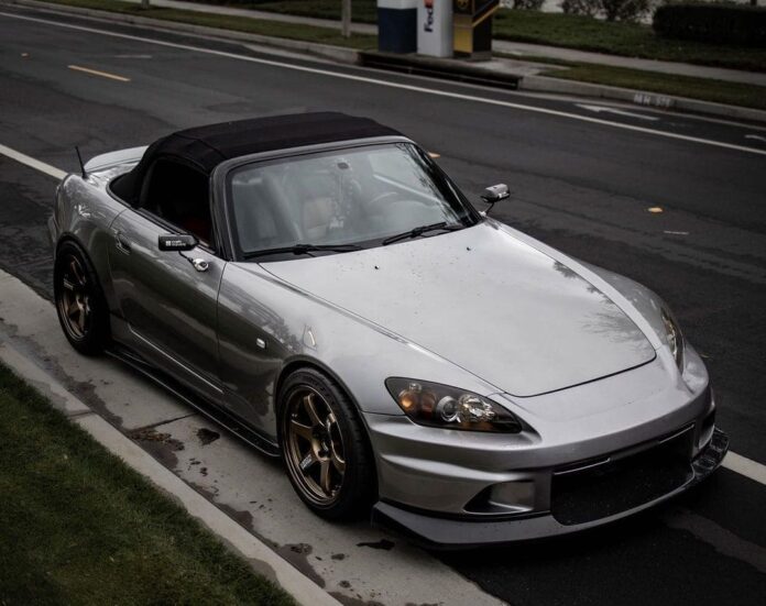 Anthony Pelesasa's 2006 Honda S2000