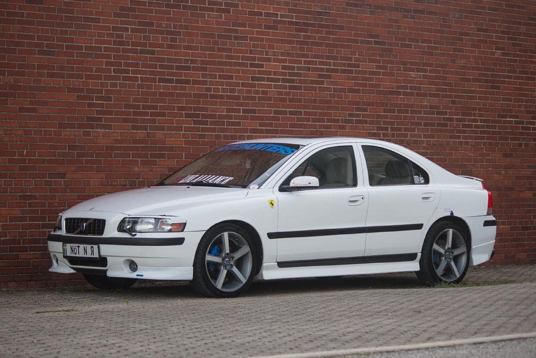 Volvo S60 Front End 