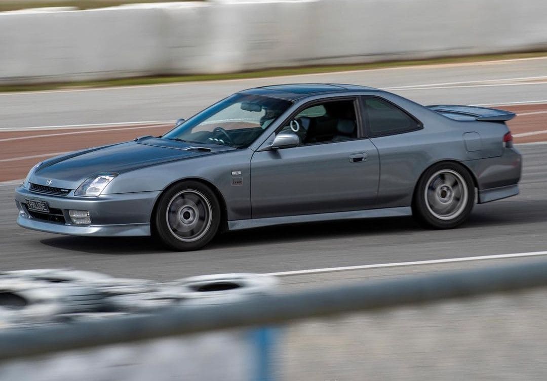 Lowered Honda Prelude 