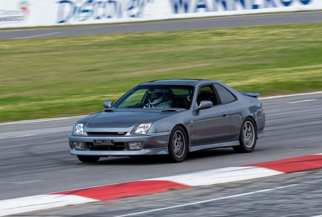 Modified Honda Prelude 