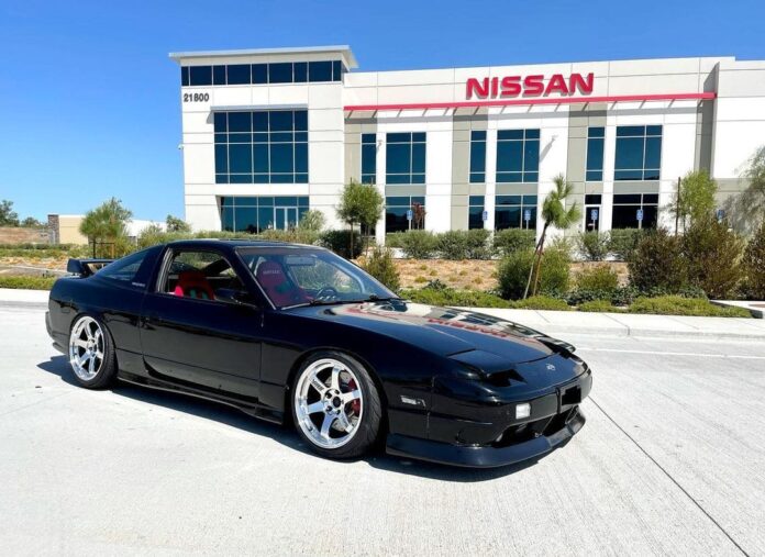 Eric Gonzalez's 1989 Nissan 240sx