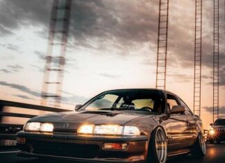 Maddie Leslie’s 1992 Acura Integra Maddie Leslie's 1992 Acura Integra