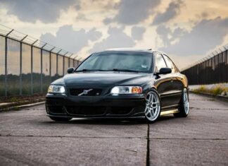 Brandon Arriaga’s 2005 Volvo S60R Brandon Arriaga's 2005 Volvo S60R