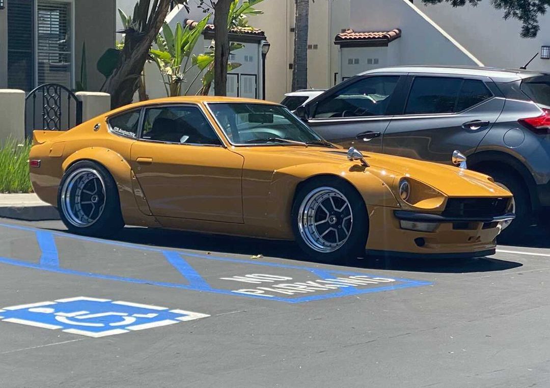 Lowered 1978 Datsun 280z 