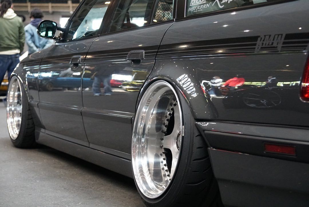 BMW e34 On Air Suspension 