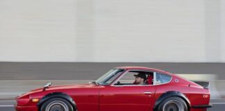 Sam Dow’s 1975 Datsun 280z Sam Dow's 1975 Datsun 280z