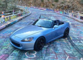 Hope Rodas’ 2004 Honda S2000 Hope Rodas’ 2004 Honda S2000
