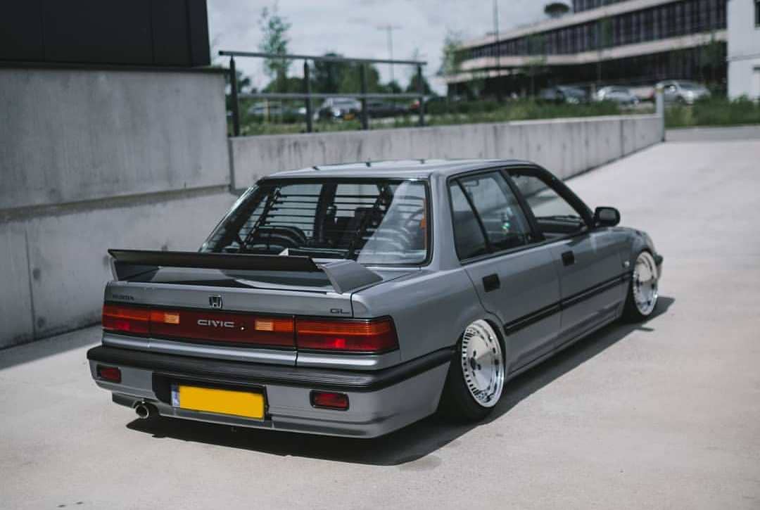 Modded 1990 Honda Civic