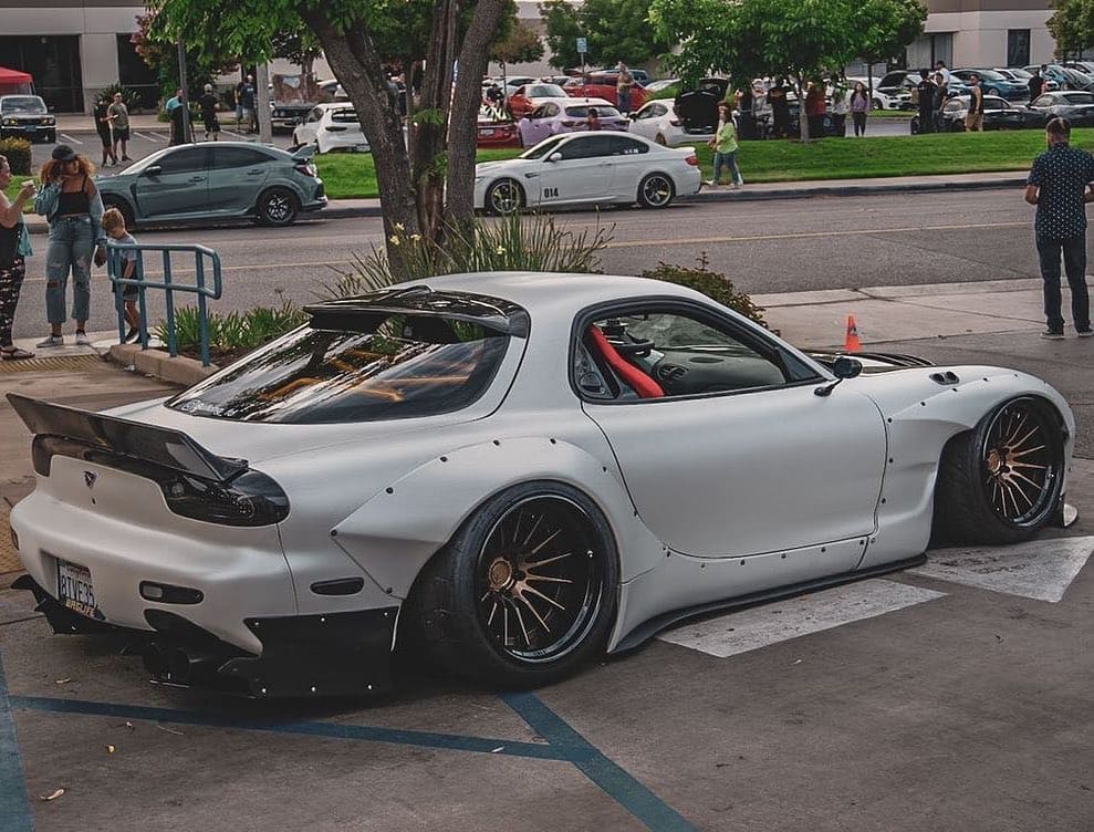 Modified Mazda RX7 