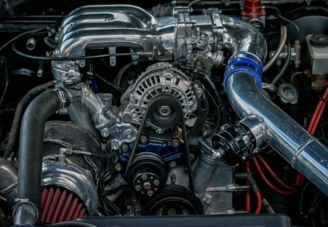 Mazda RX7 Engine bay