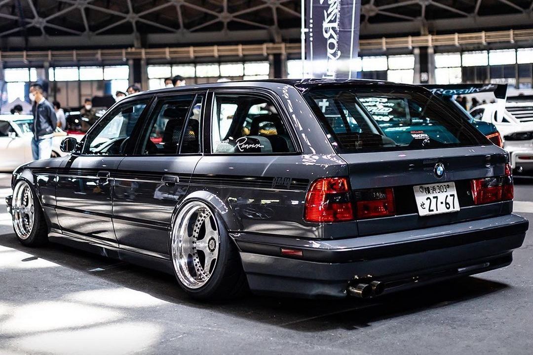 BMW e34 Rear End