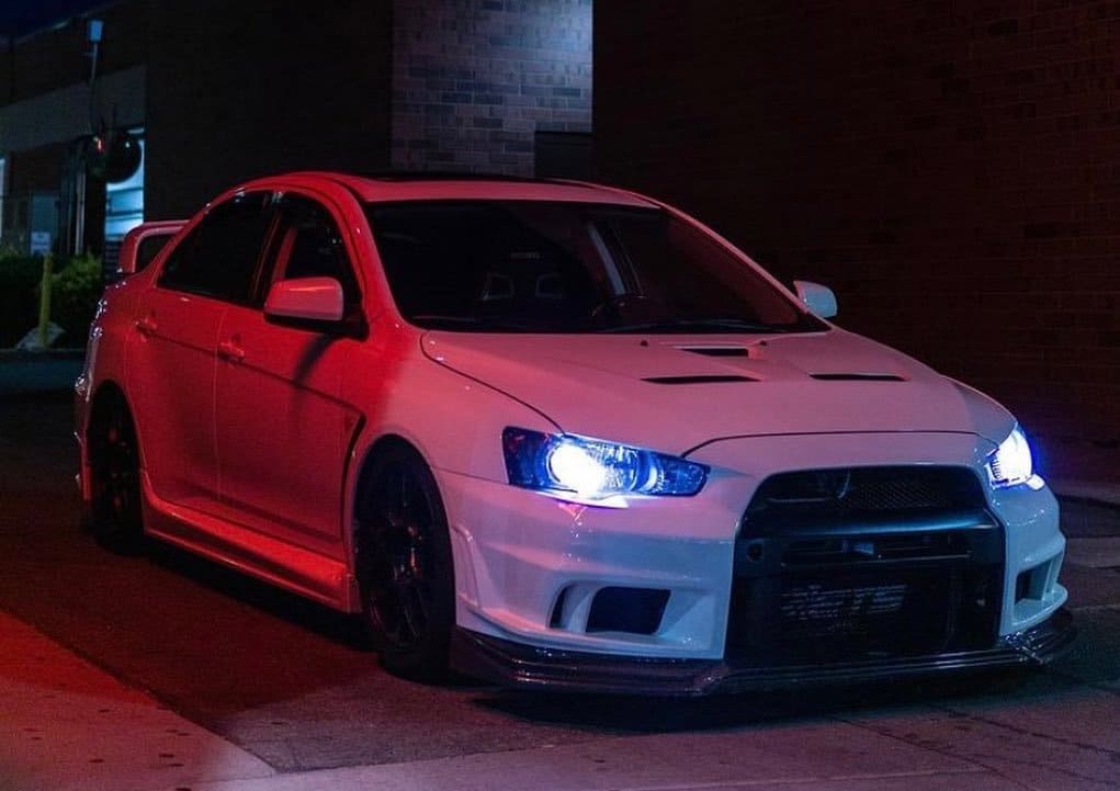 Mitsubishi Evo GSR Headlights