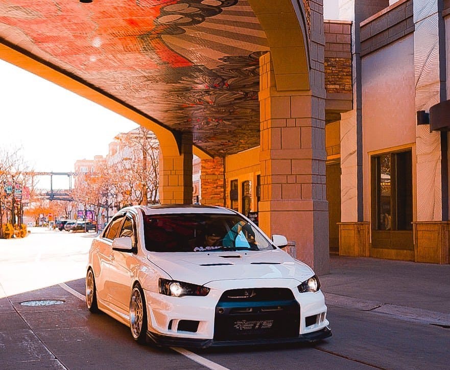 Modded Mitsubishi Evo GSR