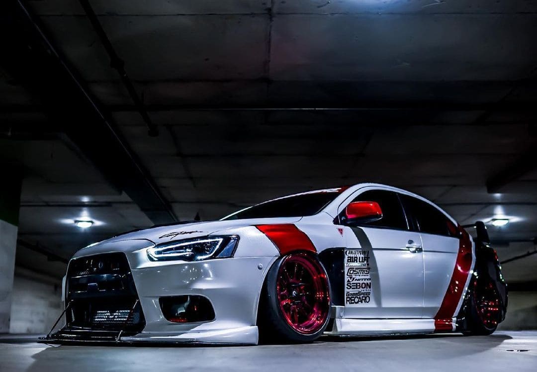 Lancer Mitsubishi Evolution X With Rims