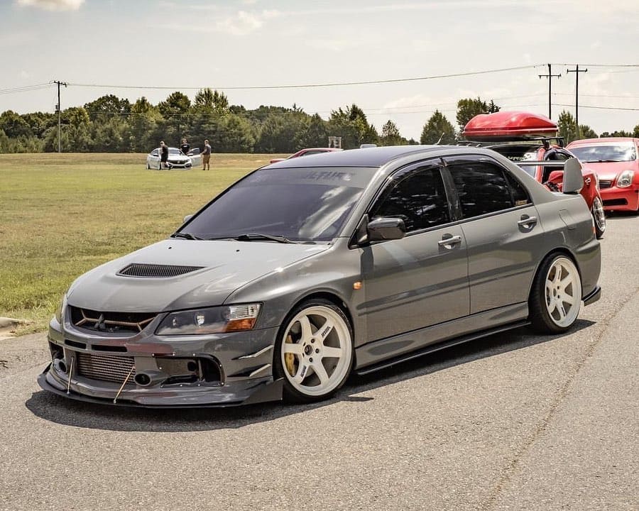 Mitsubishi Lancer Evolution Front Lip