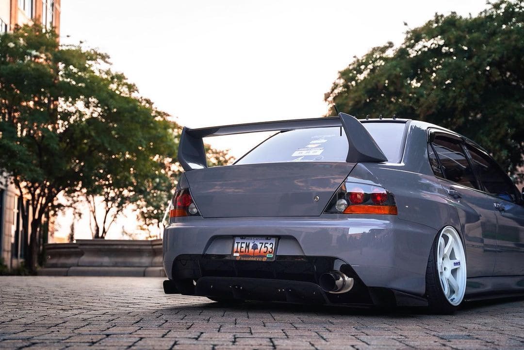 Mitsubishi Lancer Evolution Rear End