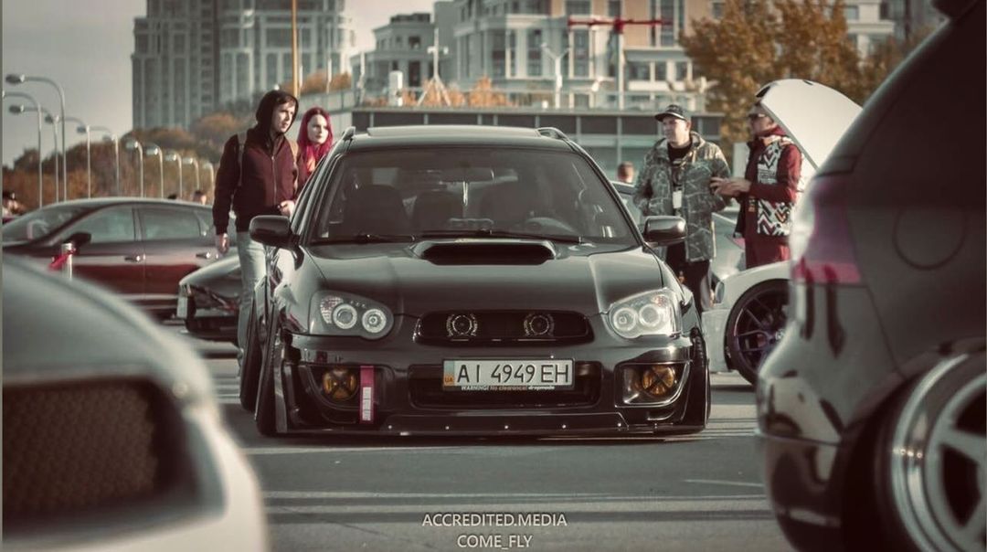 Subaru WRX Wagon On Air Suspension 