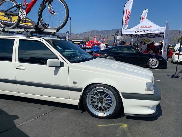 Volvo 850 R Wagon With Rims