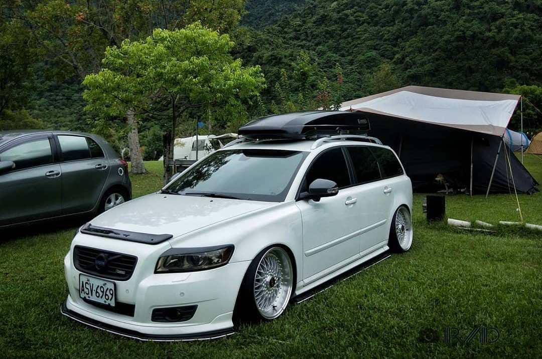 Volvo V50 R-design