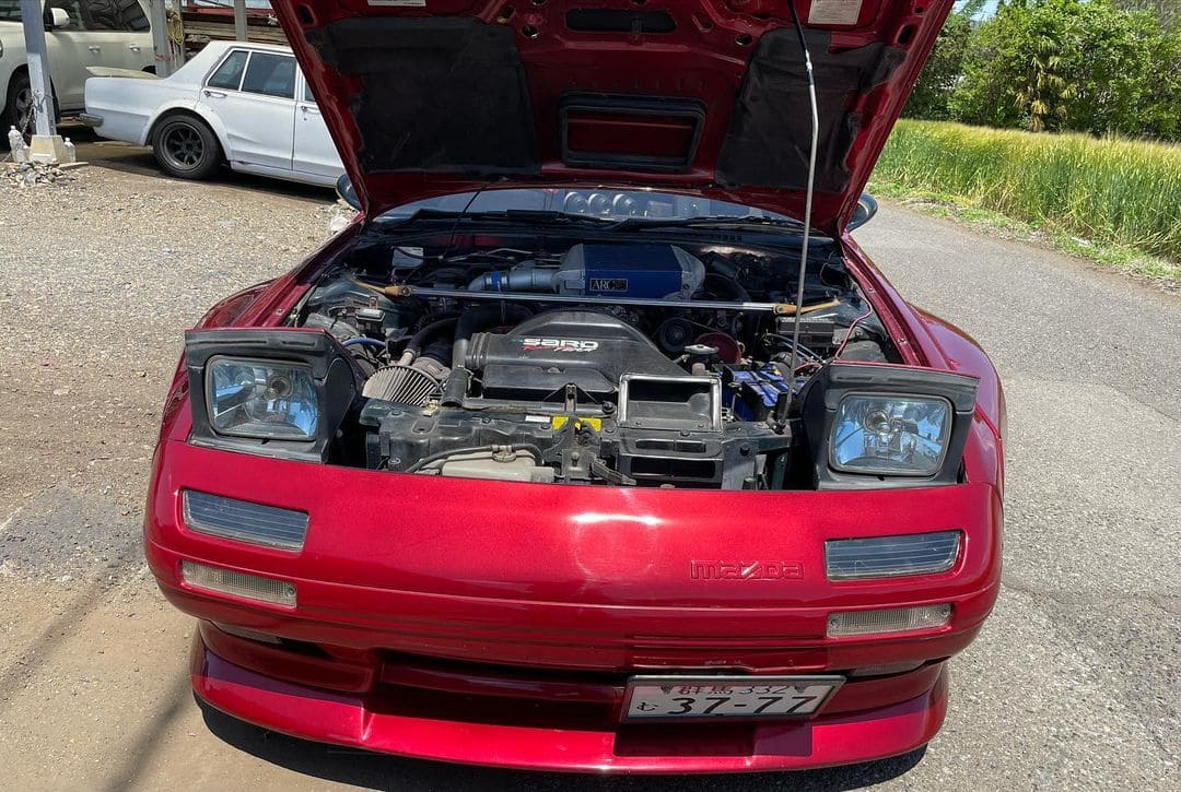 Mazda RX-7 Engine Bay