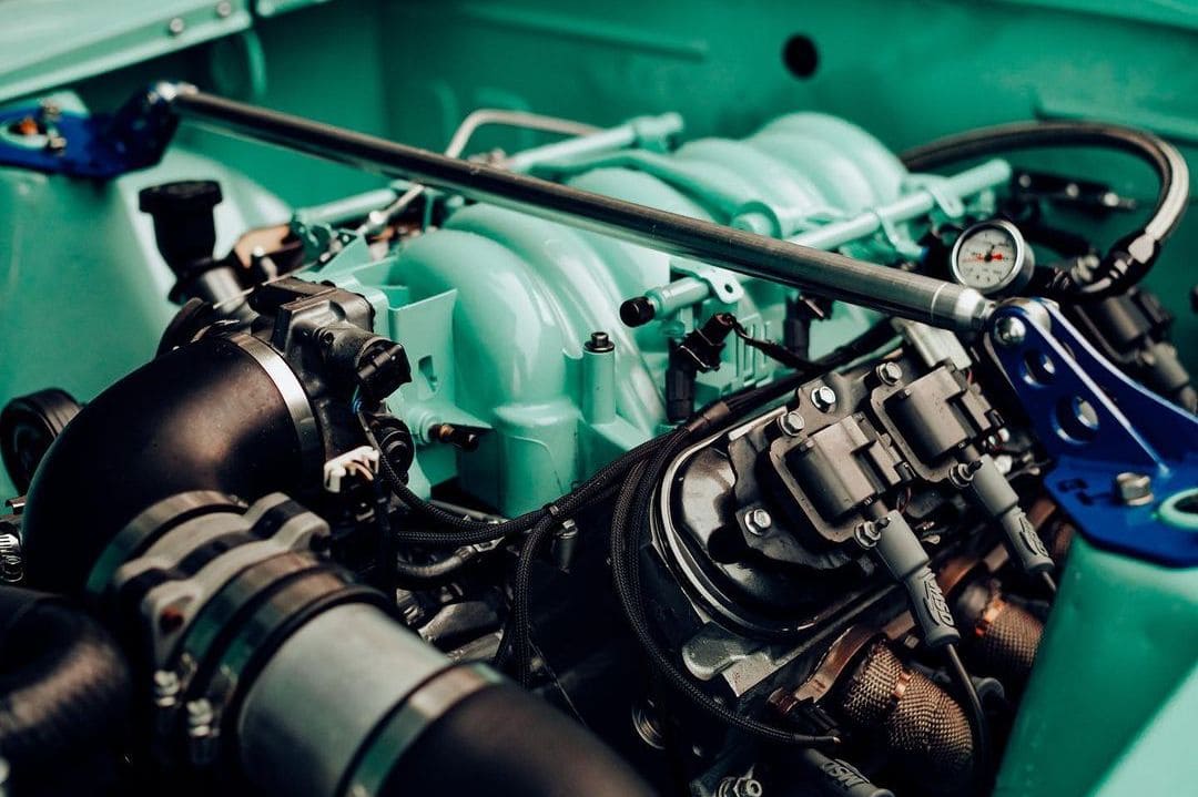 1972 Datsun 240z Engine Bay