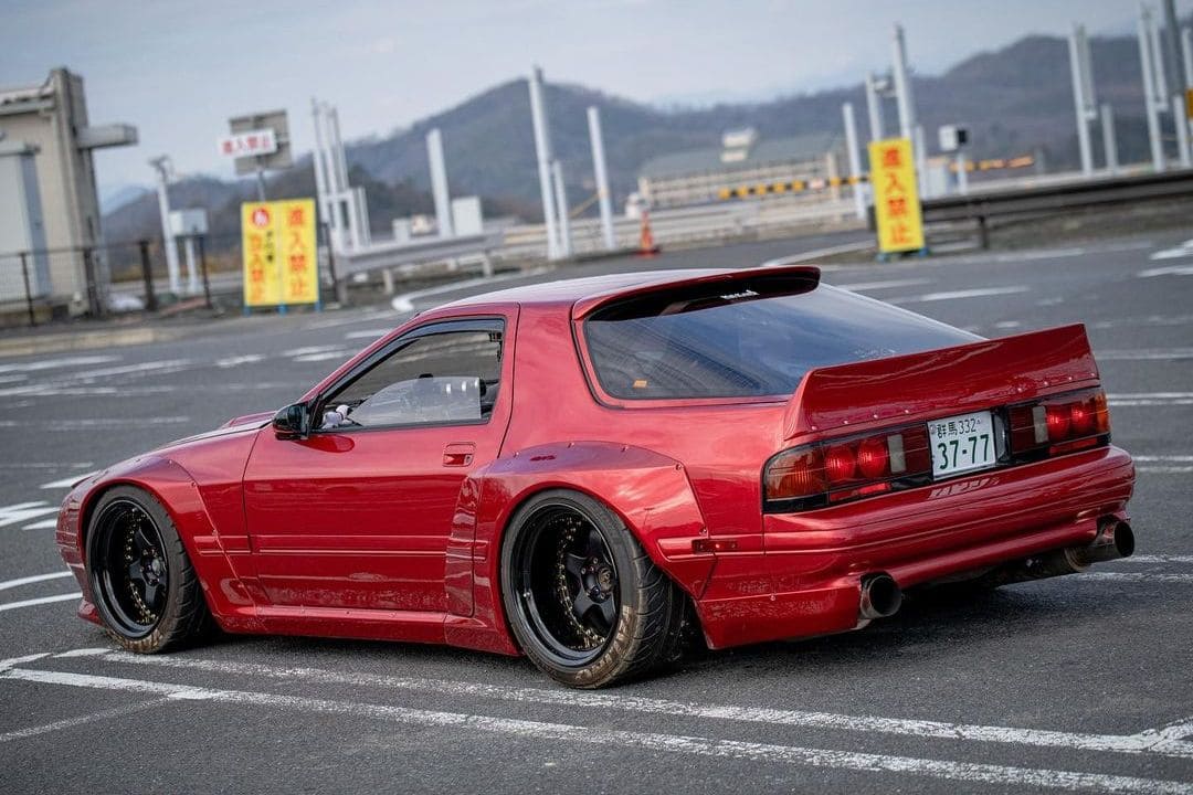 Wide Body Mazda RX-7