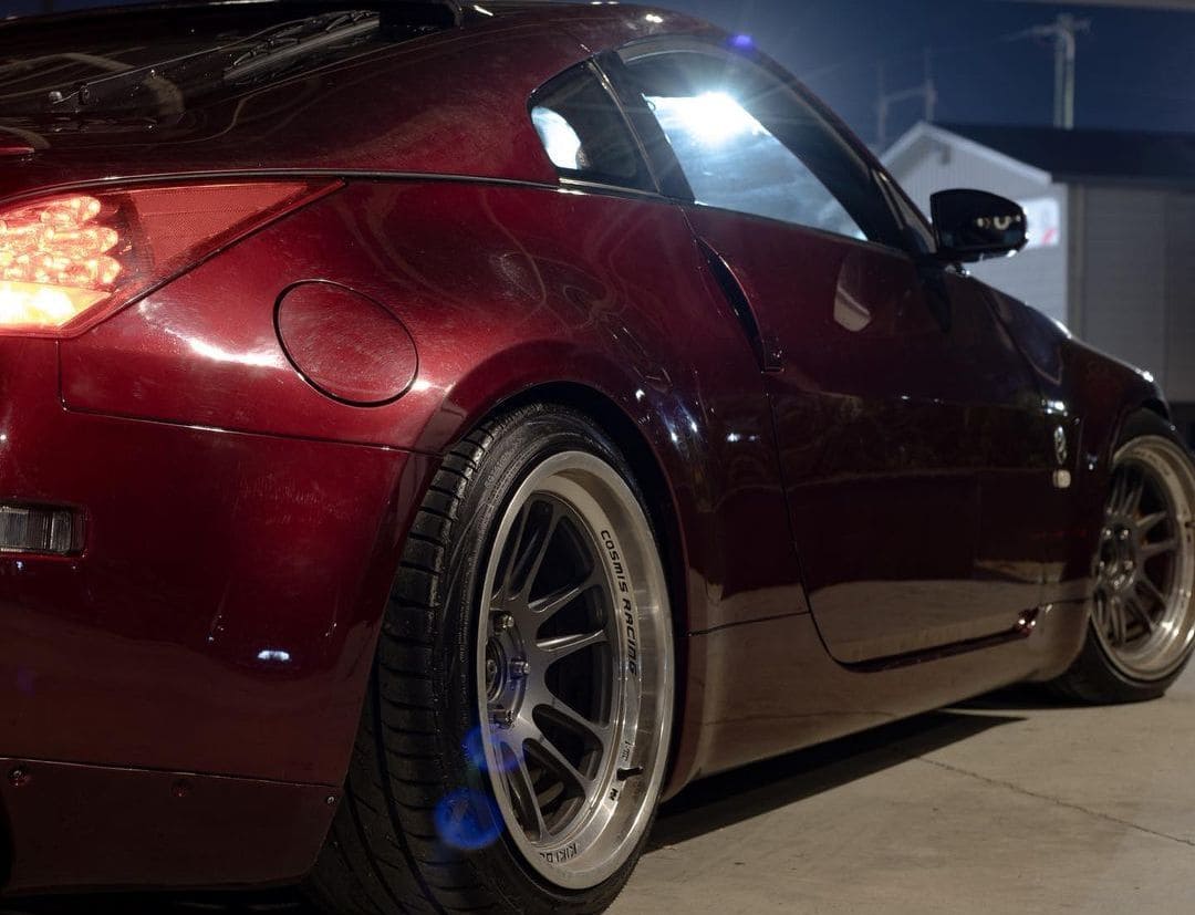 Nissan Fairlady 350z With Rims