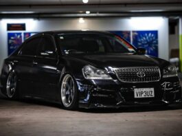 James Lee-broun’s 2006 Toyota Crown Majesta James Lee-broun's 2006 Toyota Crown Majesta