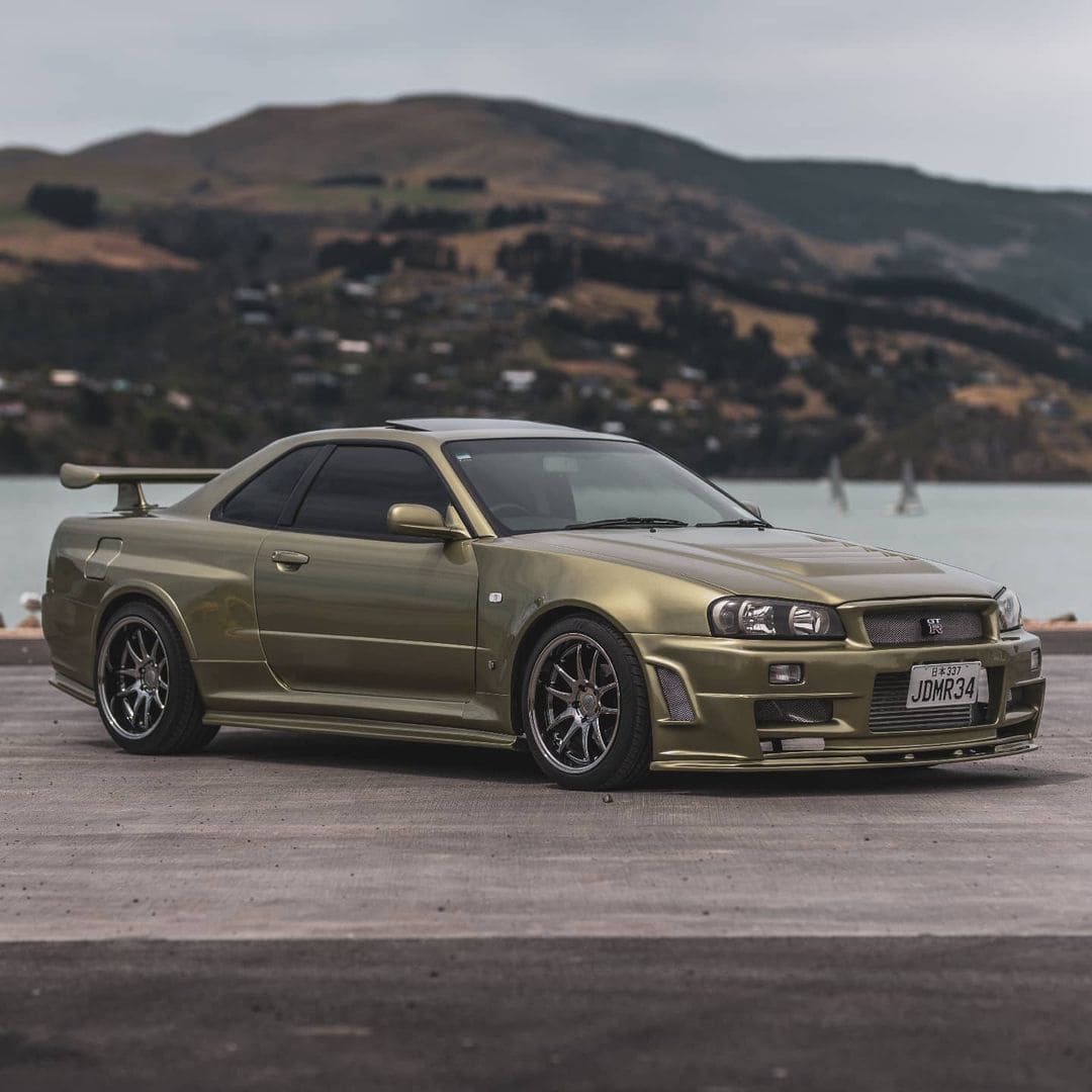 1998 Nissan Skyline R34 Millenium Jade