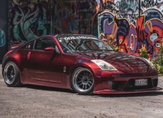 Jarnman Carey’s 2006 Nissan Fairlady 350z Jarnman Carey's 2006 Nissan Fairlady 350z