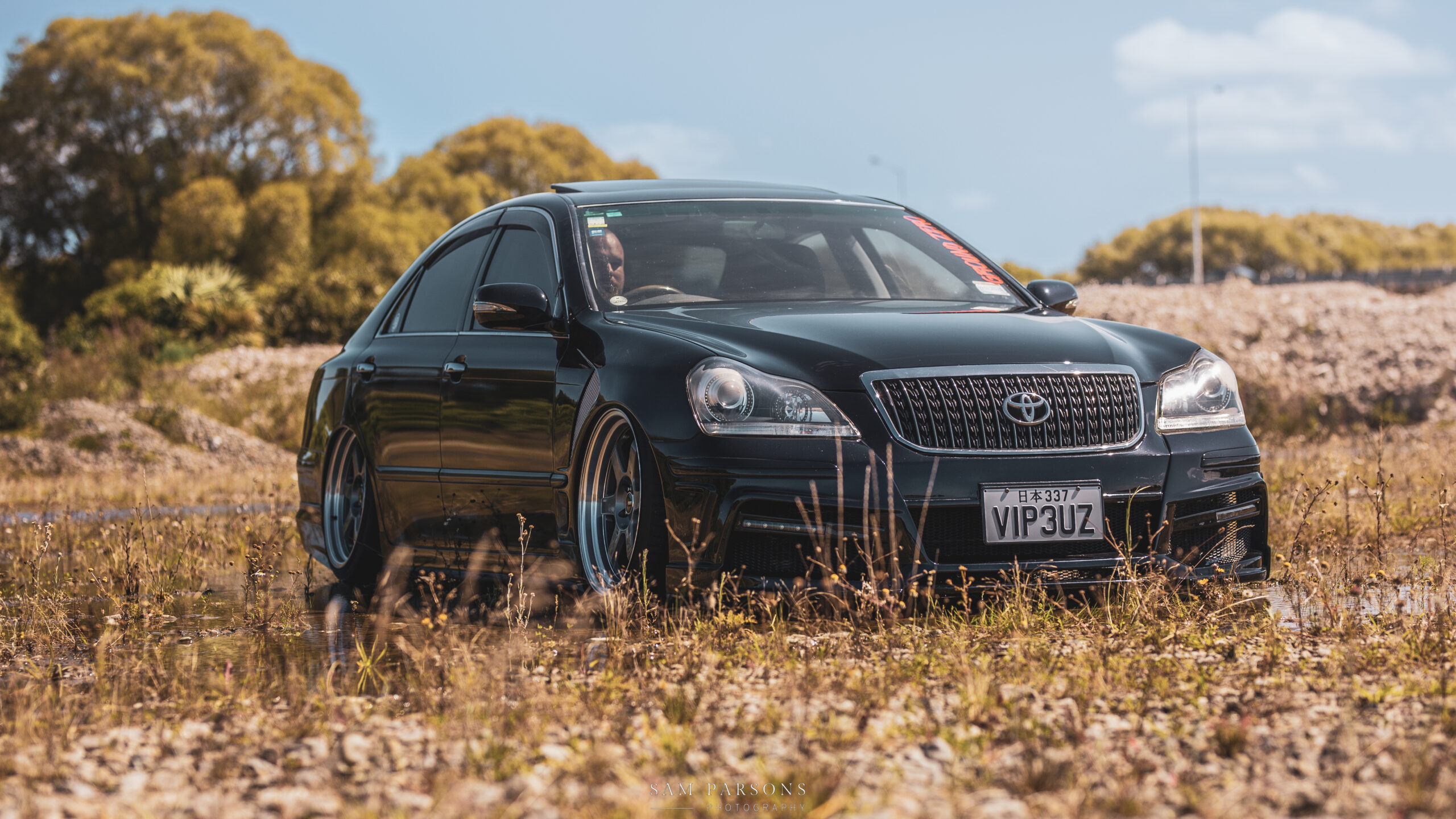 Toyota Crown Majesta Front End 