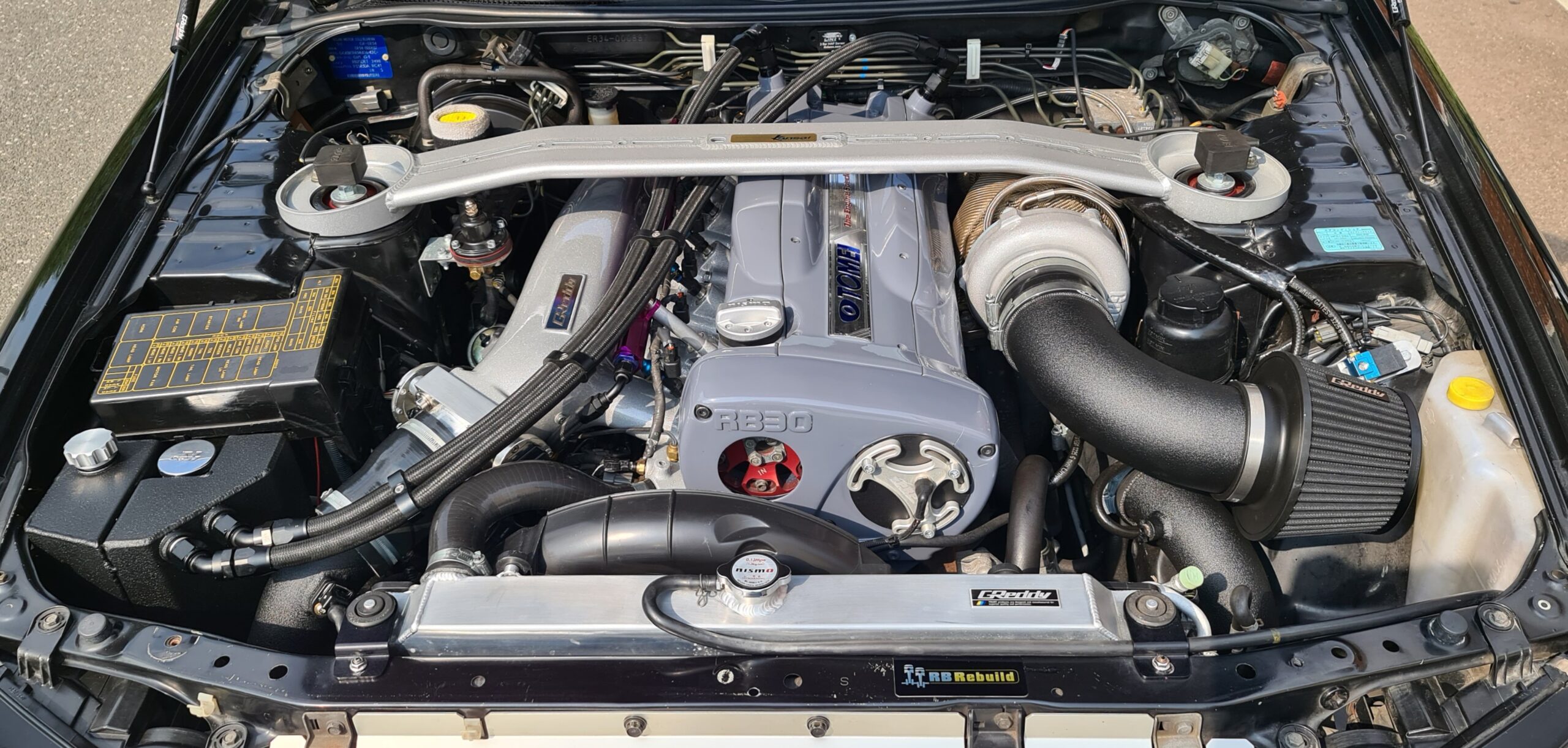 1998 Nissan Skyline R34 GTT Engine Bay 