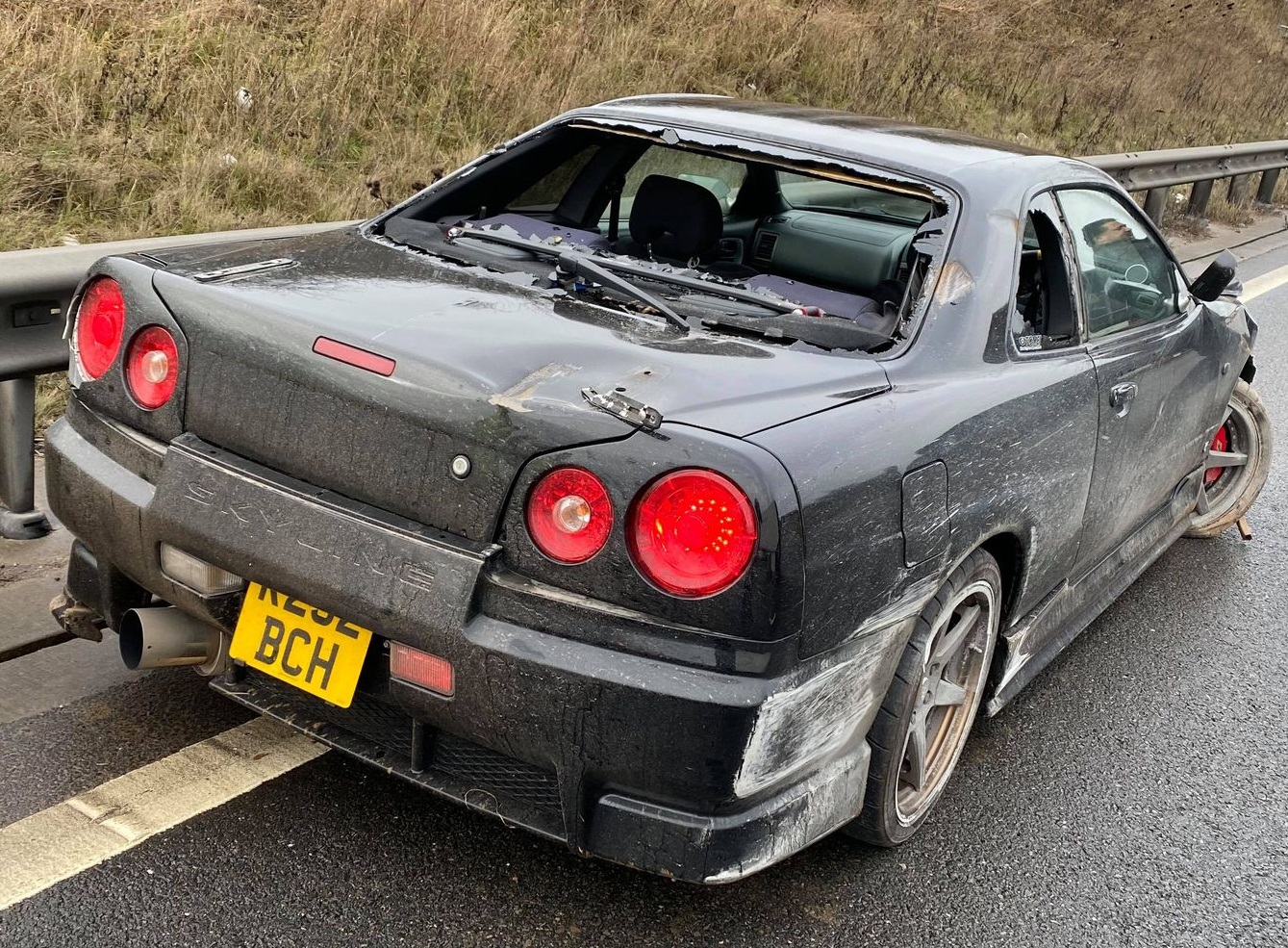 1998 Nissan Skyline R34 GTT Wrecked