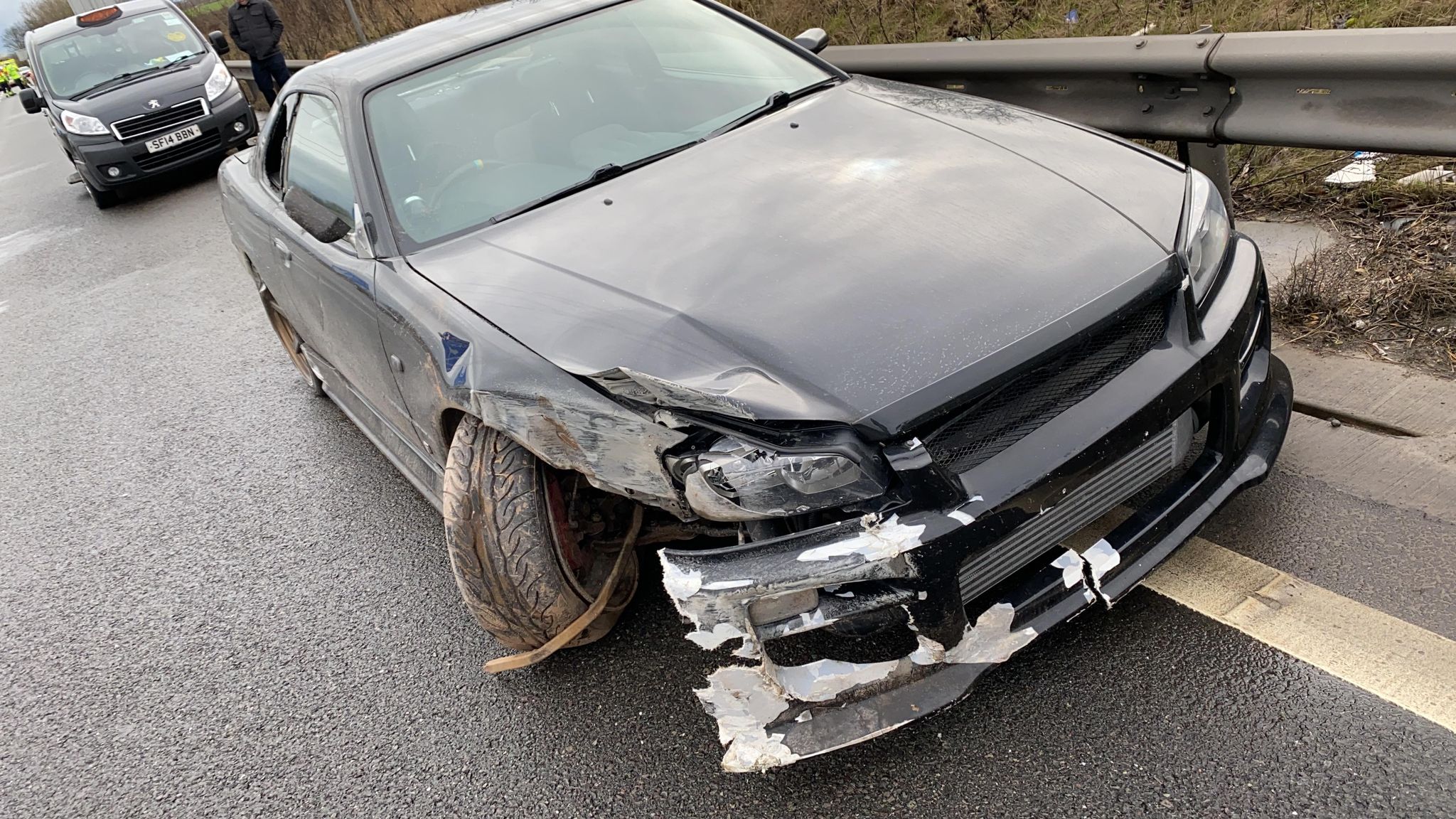 1998 Nissan Skyline R34 GTT Wrecked Front End 