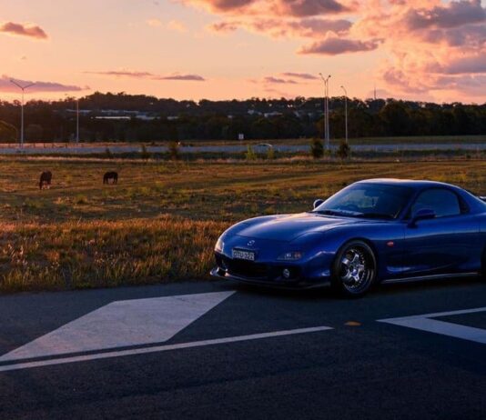 Blake Morgan’s Series 8 2000 Mazda FD RX-7 Type R Blake Morgan's Series 8 2000 Mazda FD RX-7 Type R