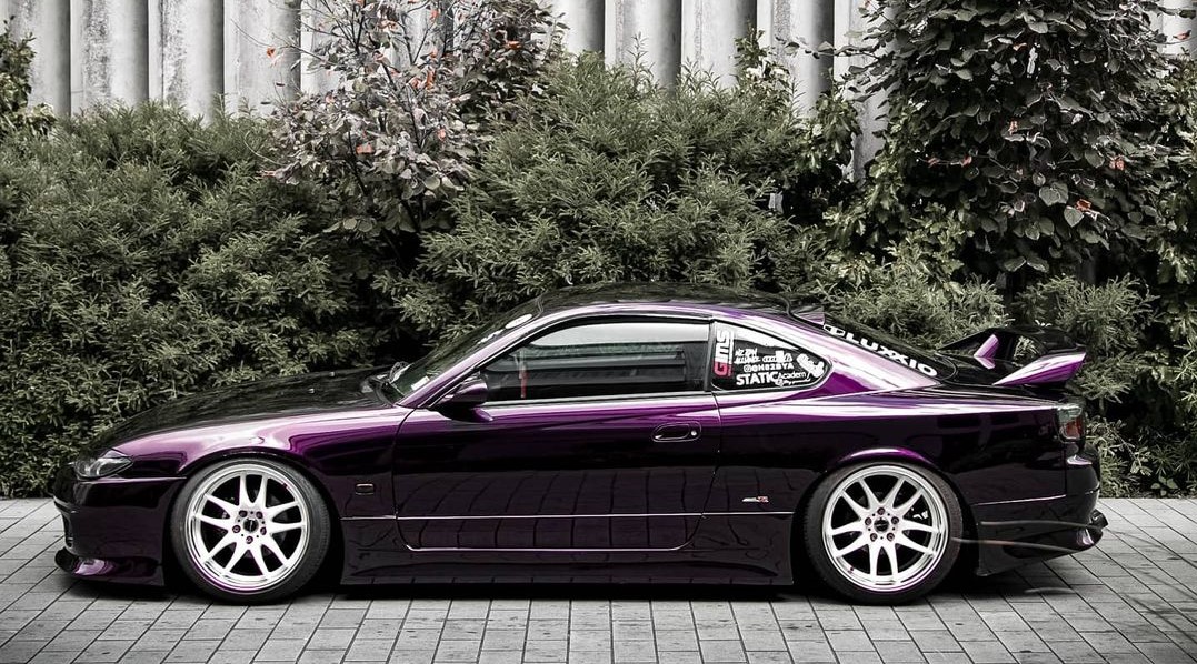 Lowered 1999 Nissan Silvia S15 Spec R