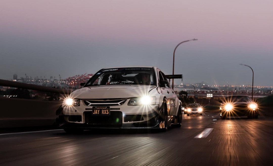 2006 Mitsubishi Lancer Evolution IX SE Headlights