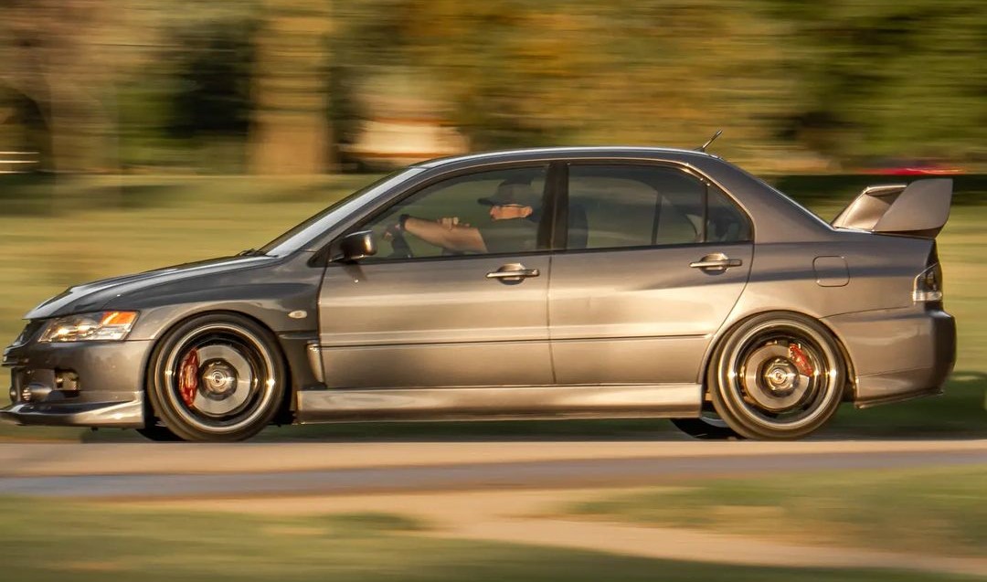 Modified 2006 Mitsubishi Lancer Evolution IX