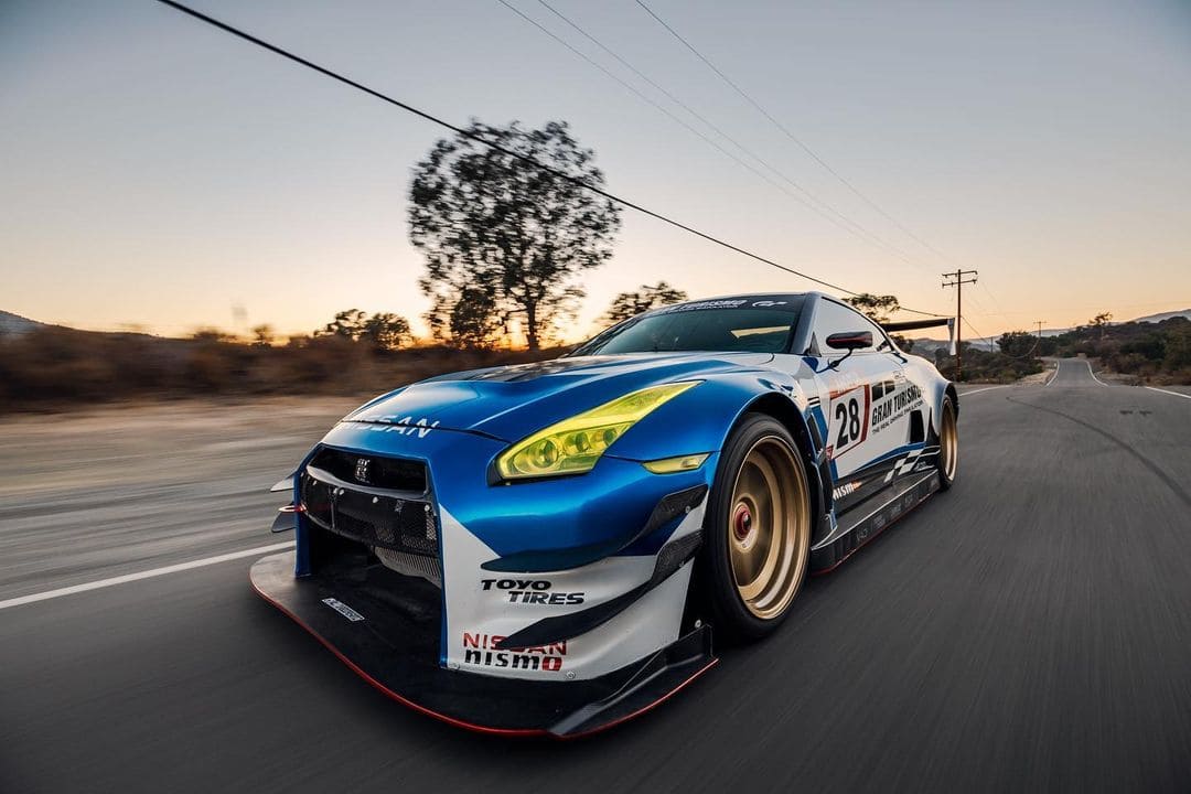 2010 Nissan GTR GT3 Front End